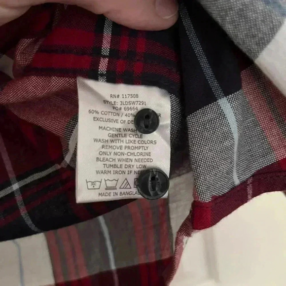 Levi’s Button Down Short Sleeved Shirt - Picture 4 of 6